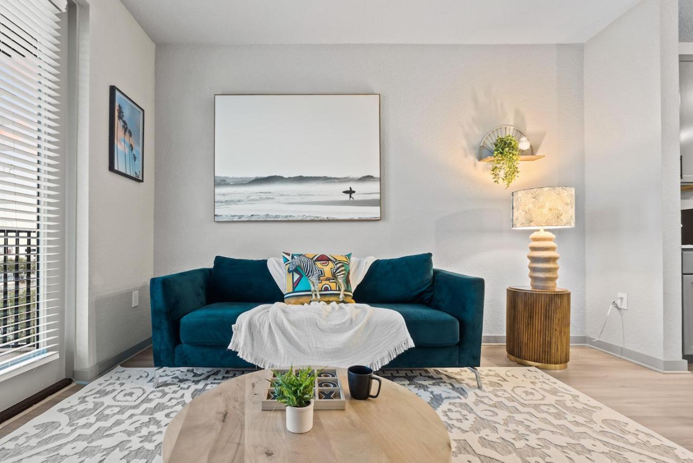 Апартаменты Tropical Field 1 Bed In Downtown With Free Parking Сент-Питерсберг Экстерьер фото