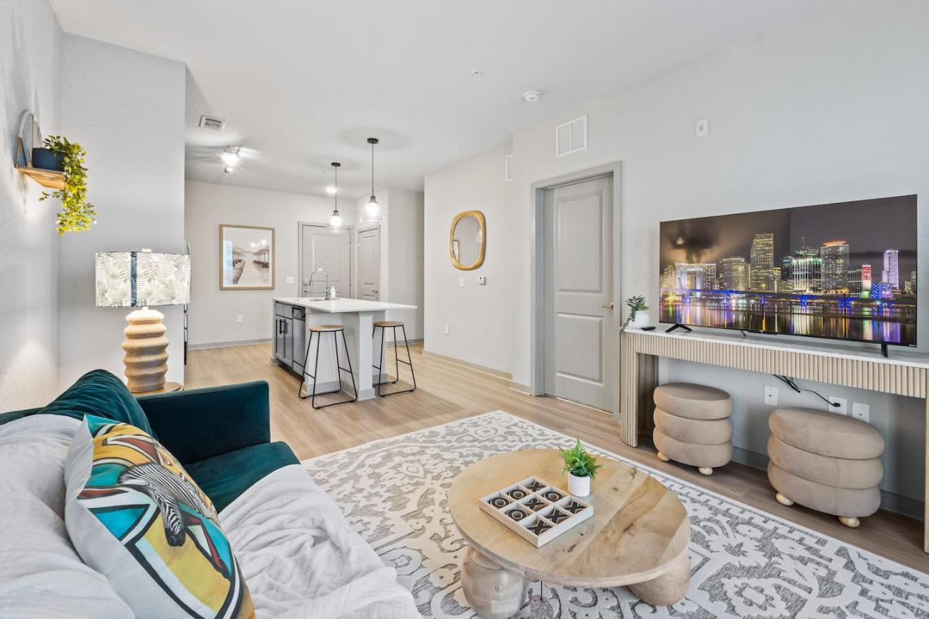 Апартаменты Tropical Field 1 Bed In Downtown With Free Parking Сент-Питерсберг Экстерьер фото